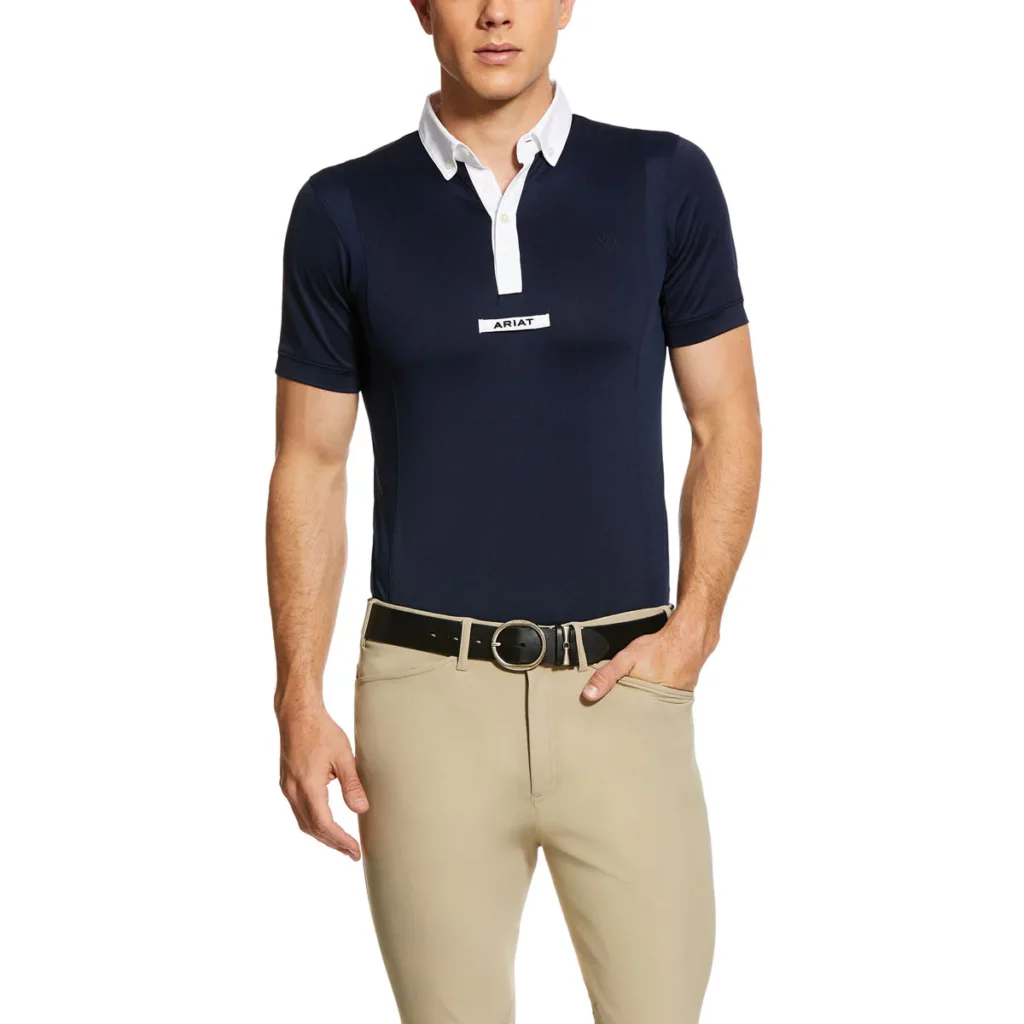 Man wearing navy short sleeve show shirt with white collar