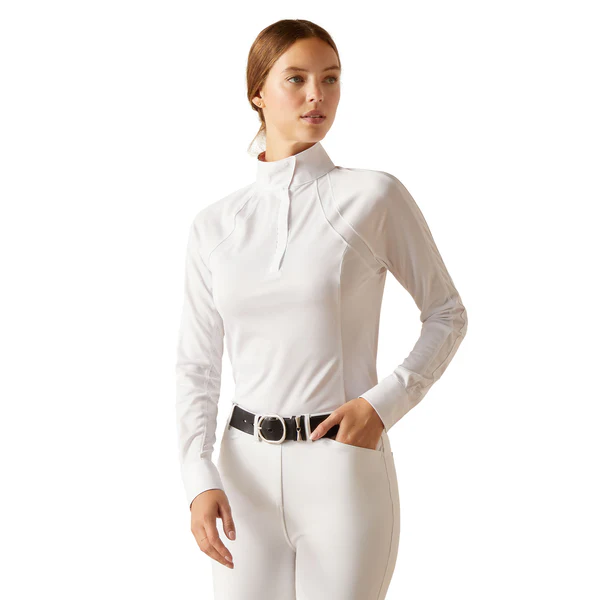 Woman in white Ariat Sunstopper 3.0 Pro Show Shirt